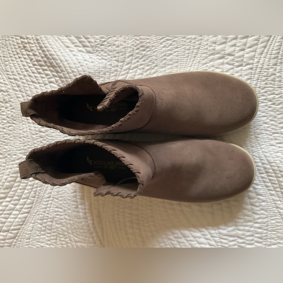 Euc UGG KOOLABURRA boots - Picture 2 of 3